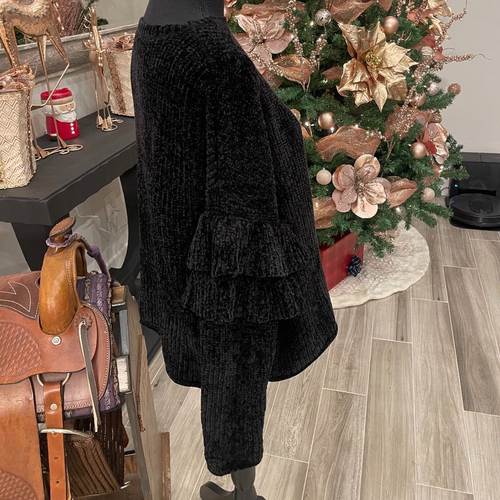 Mossimo Ruffle Sleeve Sweater - Picture 3 of 5